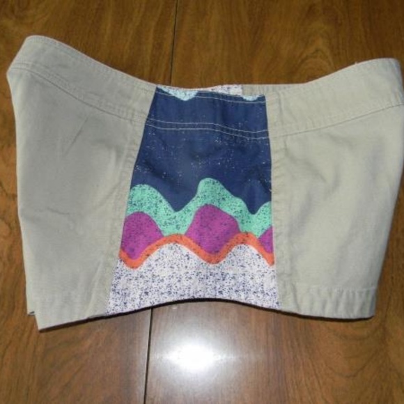 Quiksilver Lunar Shores Beachie 5 Sand Shorts NWT - Picture 3 of 3